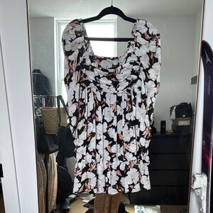 Abercrombie Floral Black and White Dress